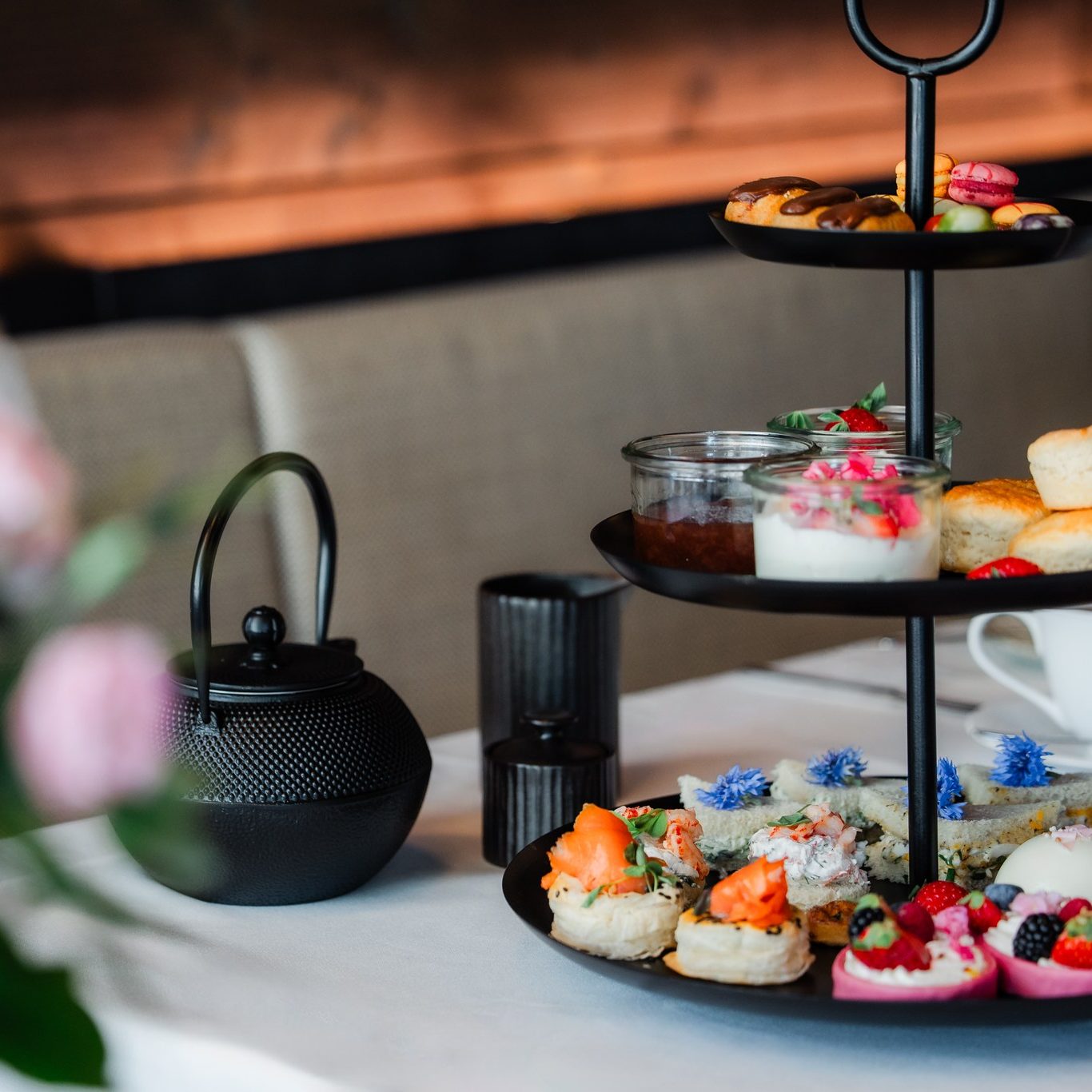 Rakas afternoon Tea is served in September and October in Rakas restaurant.